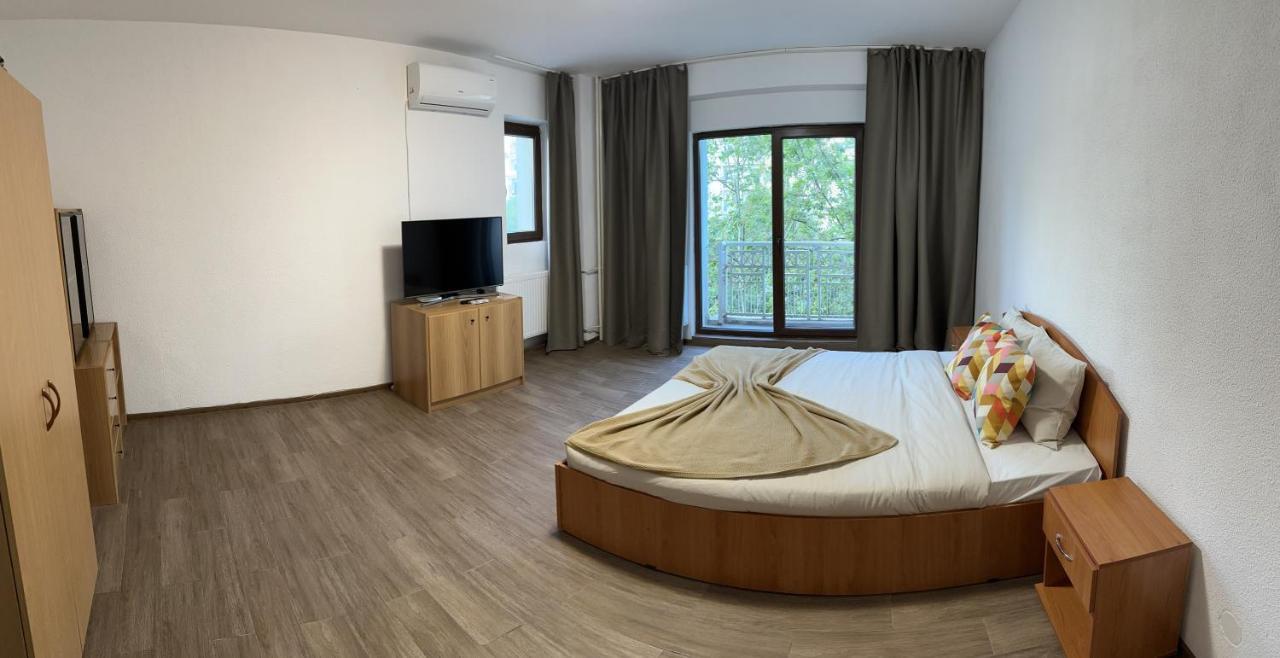 Central Studio Apartment Bucharest Exterior photo